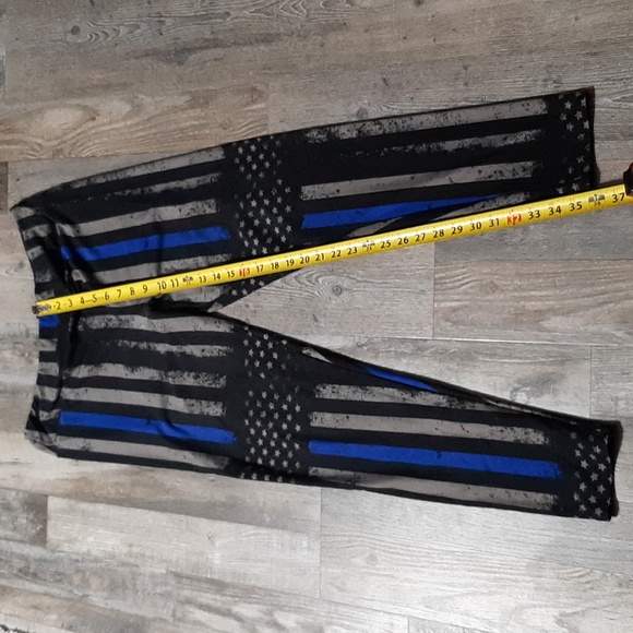 Lularoe thin blue line tall and curvy leggings - Picture 4 of 5